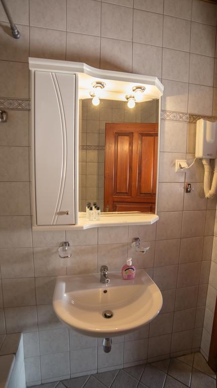 Papigo Astraka II Otel Dış mekan fotoğraf